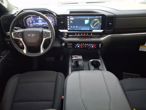 Used 2025 Chevrolet Silverado 1500 RST RWD image 7