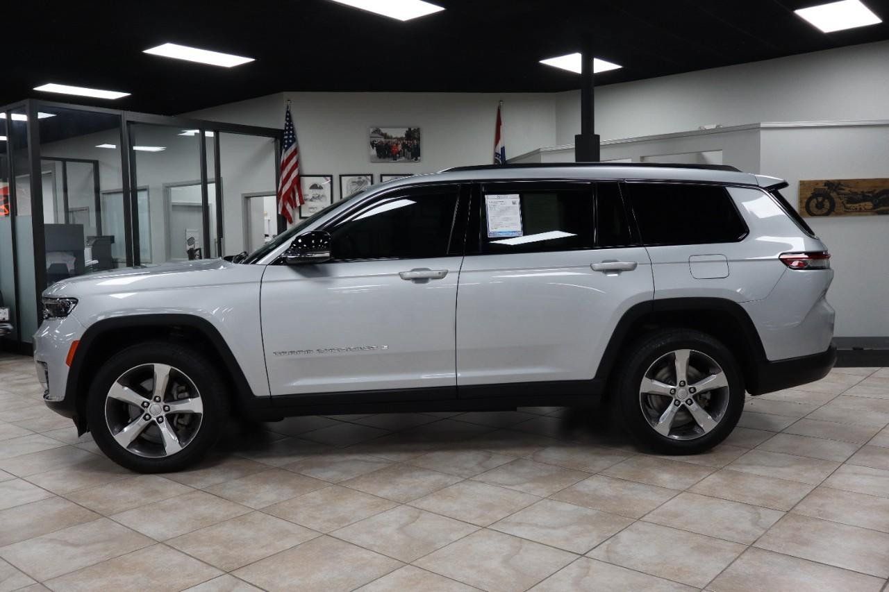 Used 2021 Jeep Grand Cherokee L Limited AWD/4WD image 2