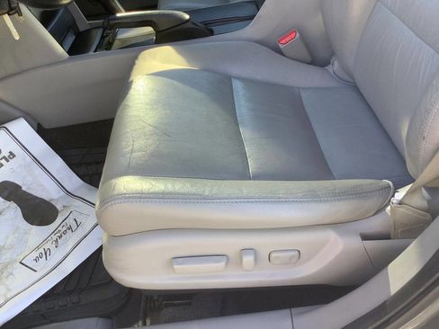 Used 2010 Honda Accord EX-L image 29