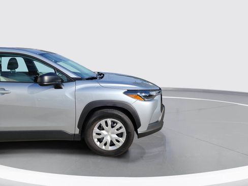Certified 2024 Toyota Corolla Cross L FWD image 8