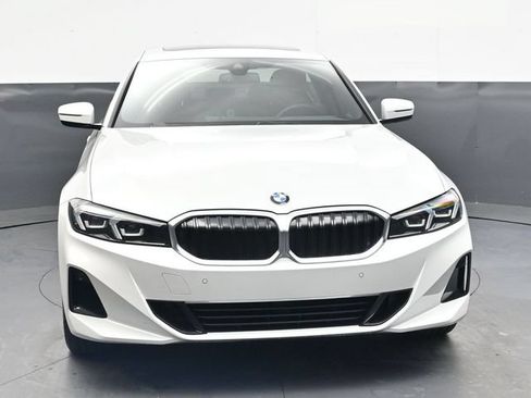 Used 2023 BMW 330i xDrive Sedan w/ Driving Assistance Package AWD/4WD image 11
