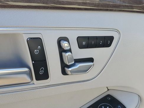 Used 2014 Mercedes-Benz E 350 Sedan image 12