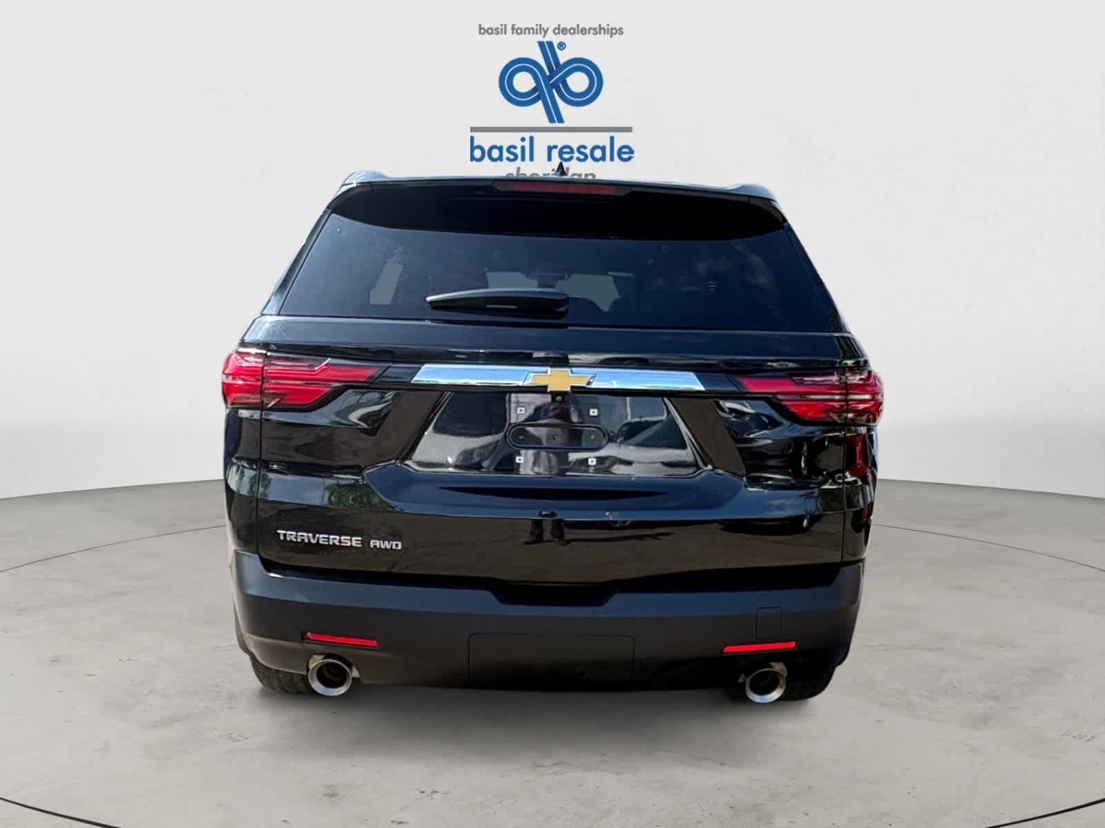 Used 2023 Chevrolet Traverse LS AWD/4WD image 6