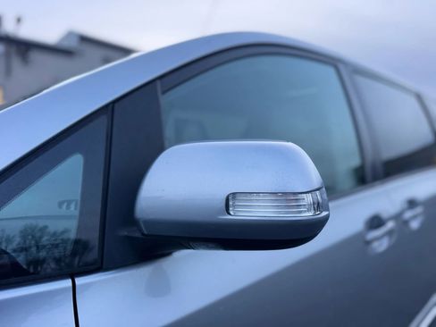 Used 2013 Toyota Sienna Limited image 29