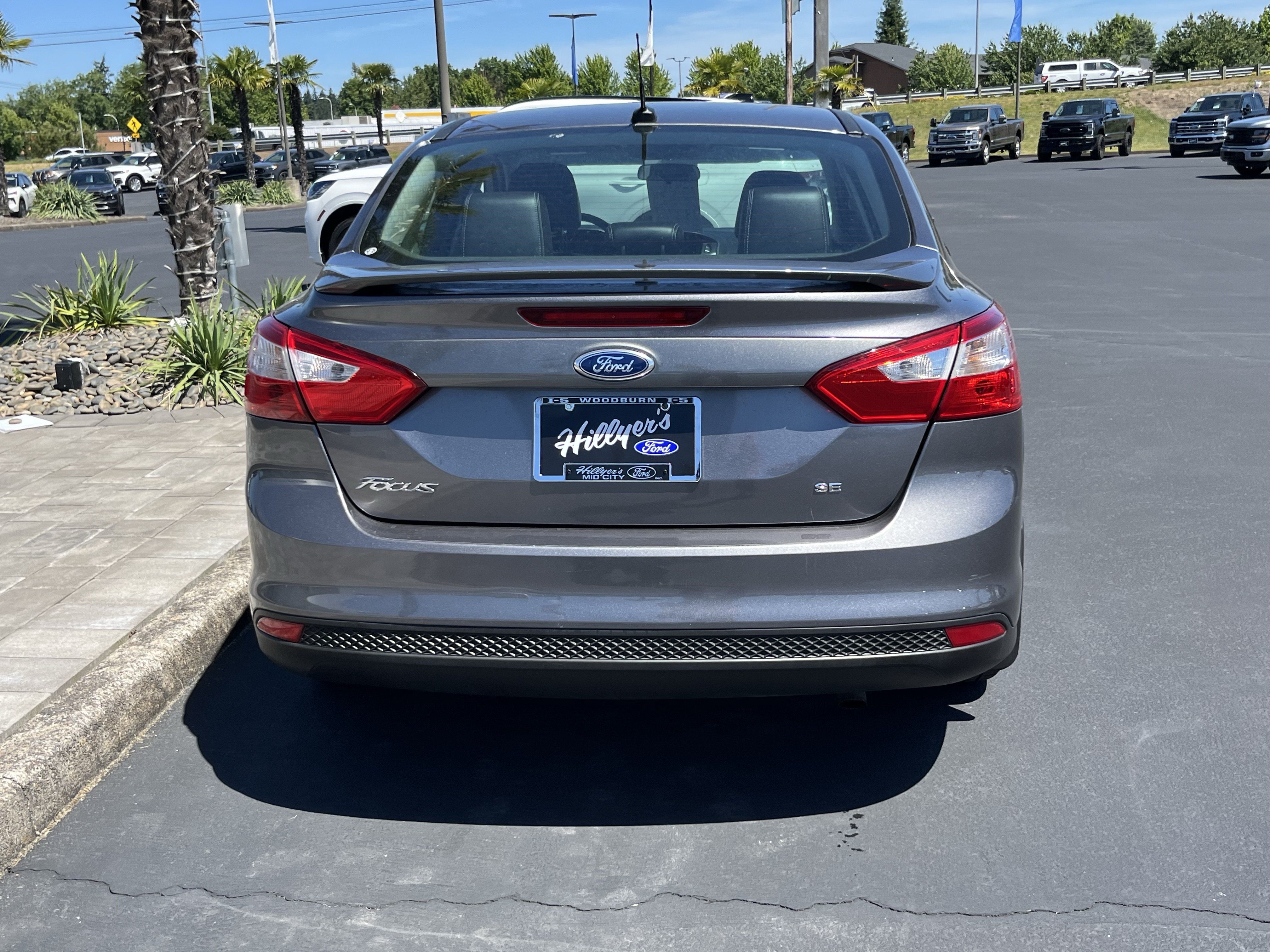Used 2014 Ford Focus SE w/ Equipment Group 201A FWD image 4
