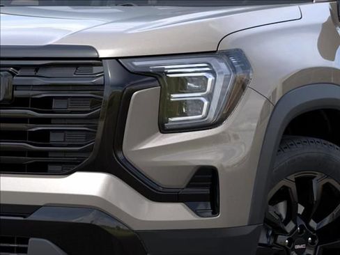 New 2027 GMC Terrain Elevation w/ Elevation Premium Package FWD image 10