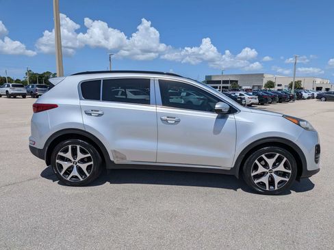 Used 2019 Kia Sportage SX FWD image 4