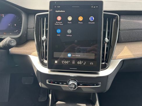 New 2026 Volvo XC90 B6 Plus w/ Protection Package AWD/4WD image 12