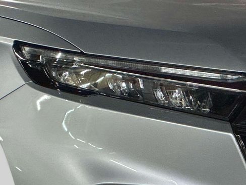 Used 2023 Honda CR-V EX-L image 7