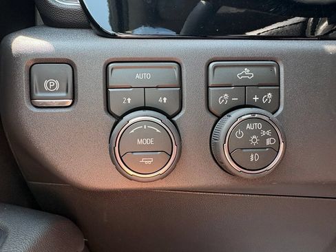 New 2026 Chevrolet Silverado 1500 RST w/ RST Select Package AWD/4WD image 17