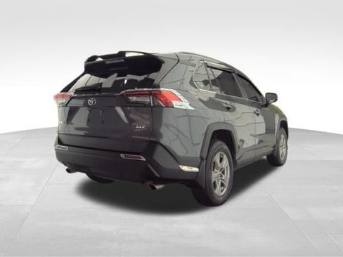 Used 2023 Toyota RAV4 XLE w/ Convenience Package FWD image 4
