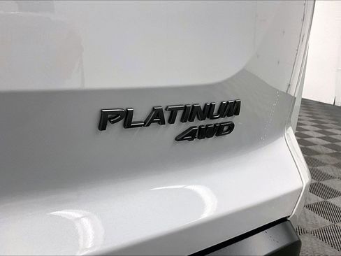 New 2026 Nissan Pathfinder Platinum AWD/4WD image 42
