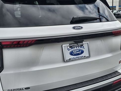 Used 2025 Ford Explorer ST image 14