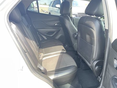 Used 2020 Buick Encore Preferred w/ Safety Package FWD image 26