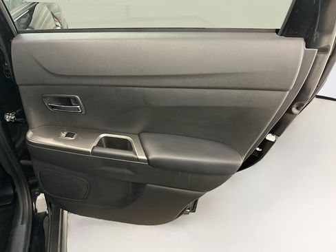 Used 2024 Mitsubishi Outlander Sport SE image 30