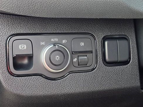 New 2026 Mercedes-Benz Sprinter 2500 image 33