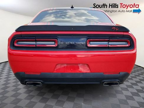 Used 2017 Dodge Challenger R/T Scat Pack RWD image 5