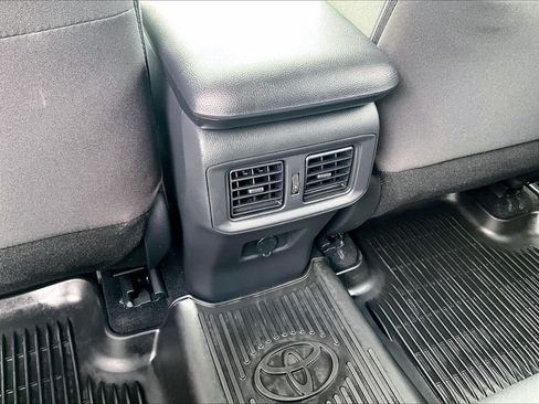 Certified 2024 Toyota RAV4 LE AWD/4WD image 28