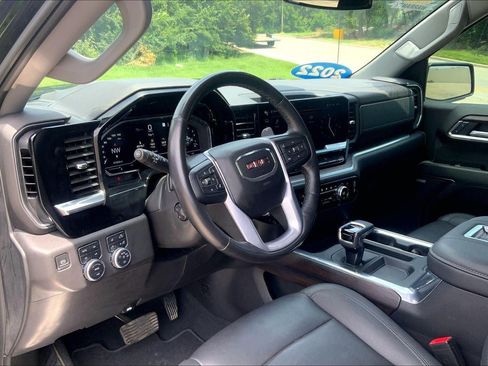 Used 2022 GMC Sierra 1500 SLT w/ SLT Premium Package AWD/4WD image 15