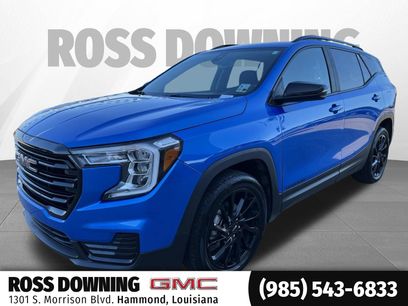 Used 2024 GMC Terrain SLE w/ Driver Convenience Package