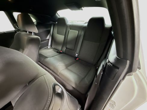 Used 2016 Dodge Challenger SXT image 25