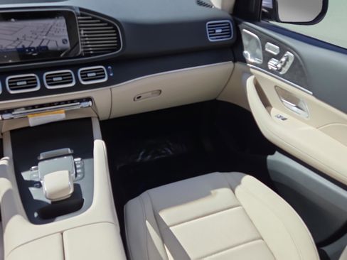 New 2026 Mercedes-Benz GLE 450 4MATIC image 14