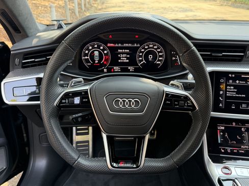 Used 2025 Audi RS 7 Performance AWD/4WD image 16