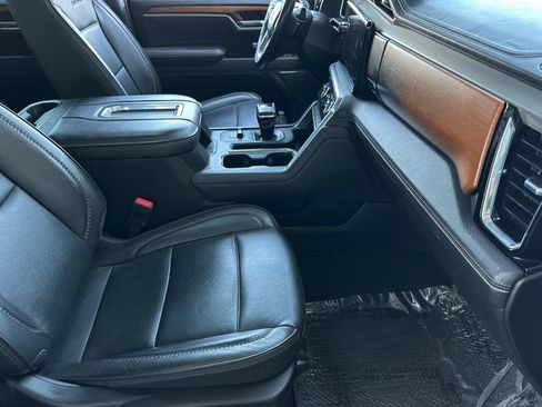 Used 2022 GMC Sierra 1500 Denali w/ Denali Reserve Package AWD/4WD image 15