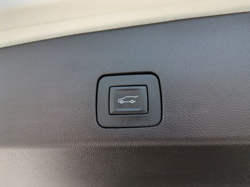 Used 2023 Buick Encore GX Essence w/ Experience Buick Package FWD image 14