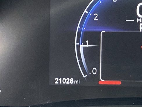 Certified 2025 Toyota Grand Highlander XLE image 34