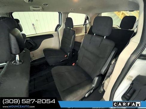 Used 2020 Dodge Grand Caravan SE w/ UConnect Hands-Free Group image 10