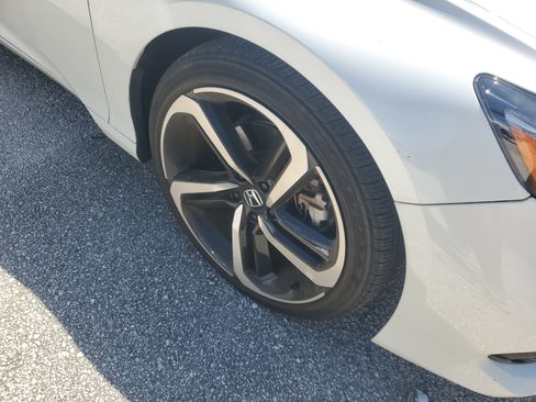 Used 2022 Honda Accord Sport image 5