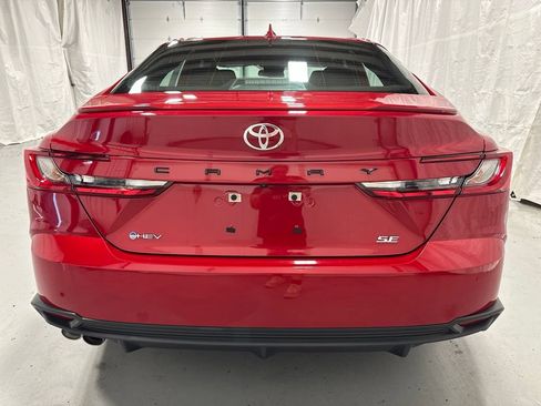 Used 2026 Toyota Camry SE FWD image 6