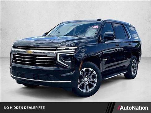 Used 2025 Chevrolet Tahoe LT RWD image 1