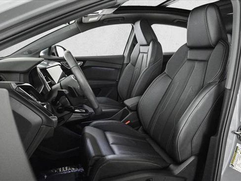 Certified 2023 Audi Q4 e-tron Prestige w/ Black Optic Package image 17