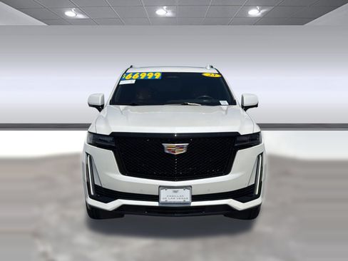 Used 2023 Cadillac Escalade Sport w/ Heavy-Duty Trailer Package AWD/4WD image 5