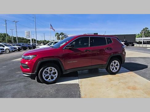 Used 2025 Jeep Compass Sport AWD/4WD image 26