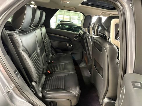 Used 2020 Land Rover Discovery HSE Luxury AWD/4WD image 15