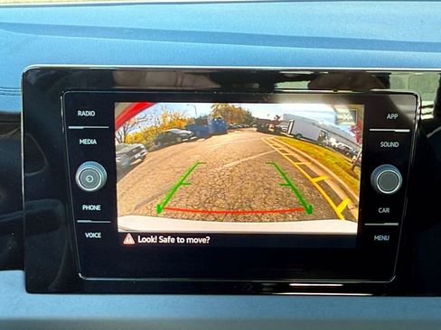 New 2026 Volkswagen Jetta SE image 19