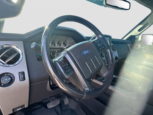 Used 2016 Ford F250 Lariat w/ Lariat Ultimate Package image 11