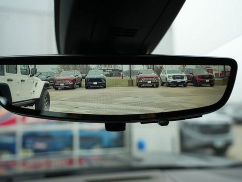 Used 2021 GMC Yukon XL Denali w/ Denali Premium Package AWD/4WD image 33