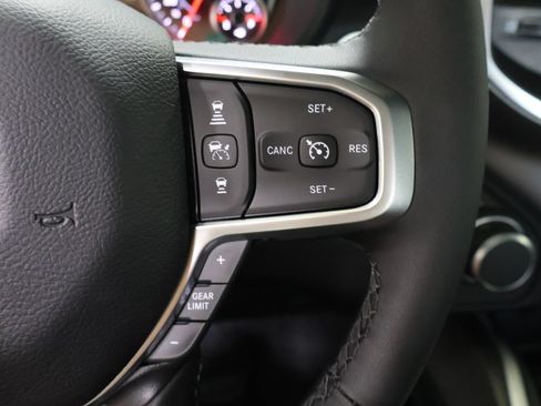 New 2026 RAM 1500 4x4 Crew Cab image 26