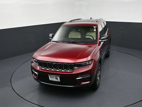 Used 2024 Jeep Grand Cherokee Limited 4xe w/ Luxury Tech Group II AWD/4WD image 13
