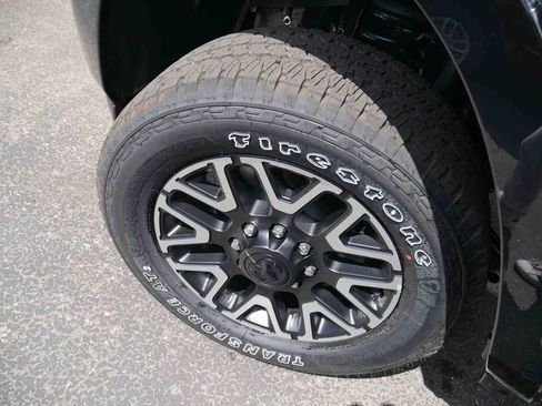 New 2025 RAM 3500 Limited AWD/4WD image 14