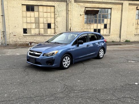 Used 2014 Subaru Impreza 2.0i AWD/4WD image 2