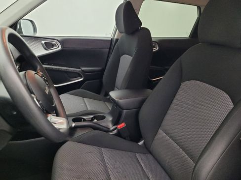 Used 2022 Kia Soul LX w/ Technology Package FWD image 17