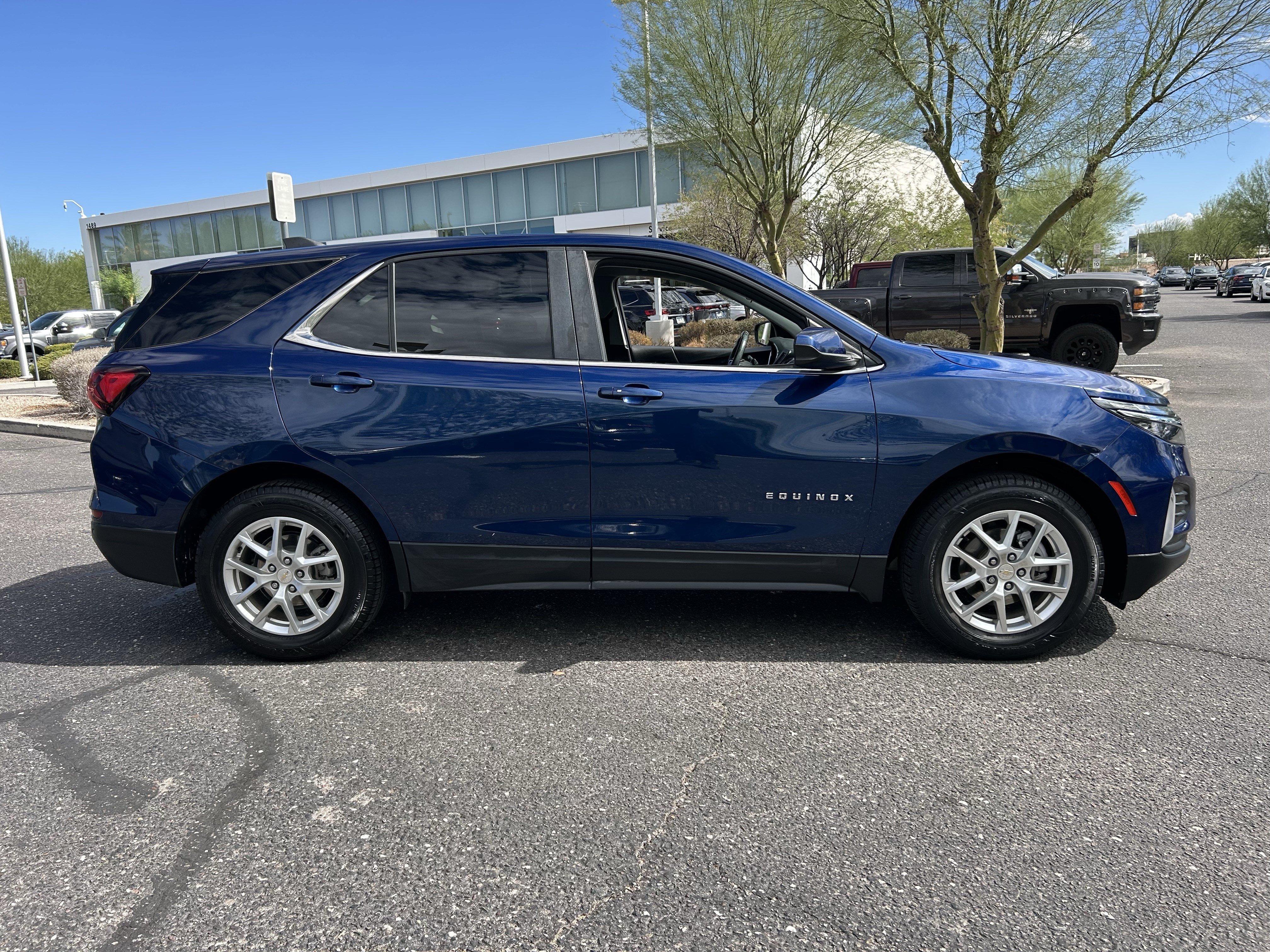 Used 2022 Chevrolet Equinox LT AWD/4WD image 5