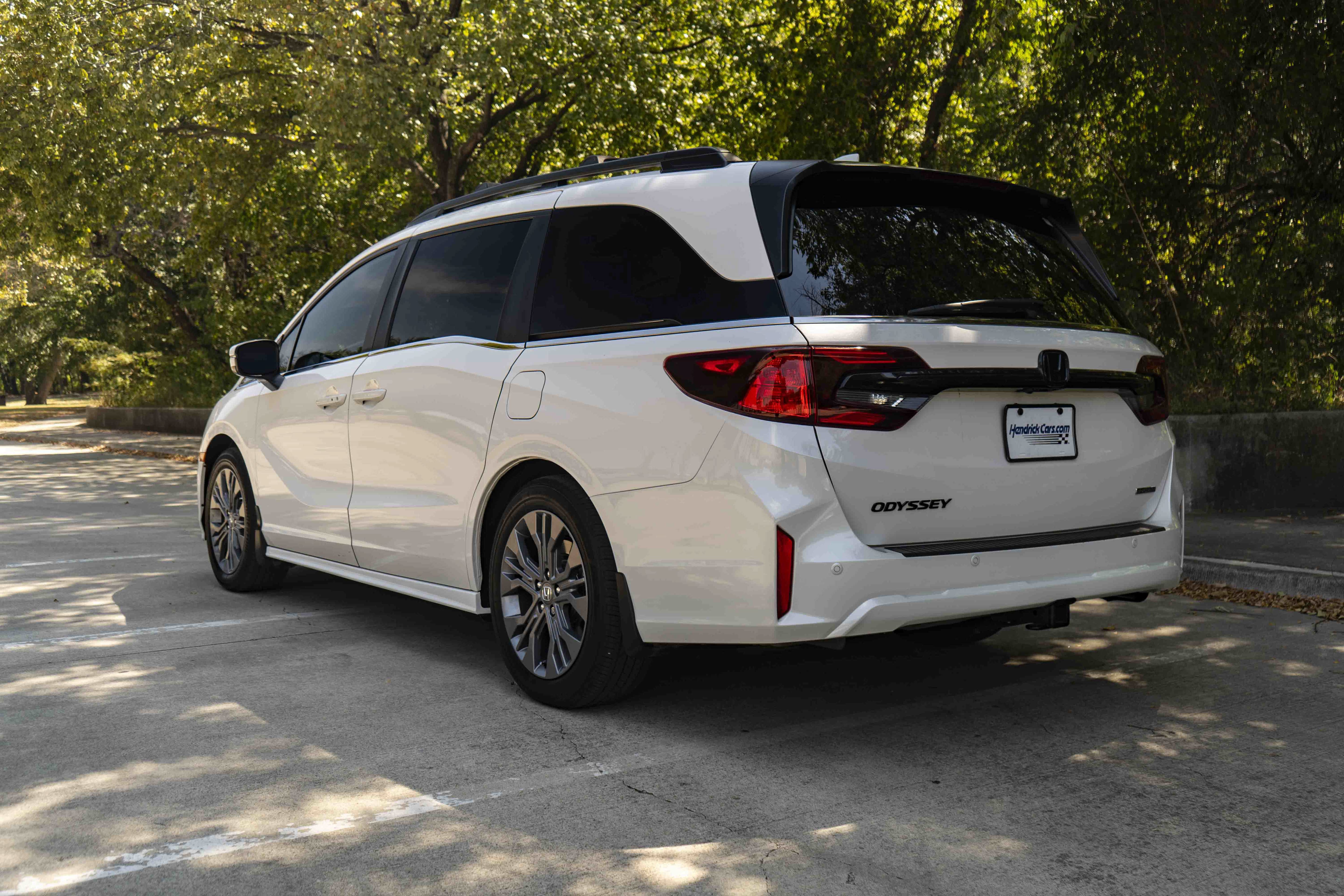 Certified 2025 Honda Odyssey Touring image 7