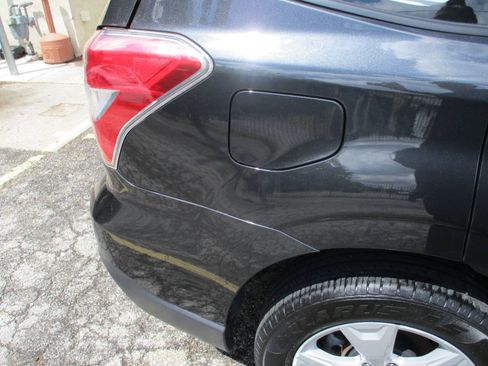 Used 2016 Subaru Forester 2.5i w/ Alloy Wheel Package AWD/4WD image 18