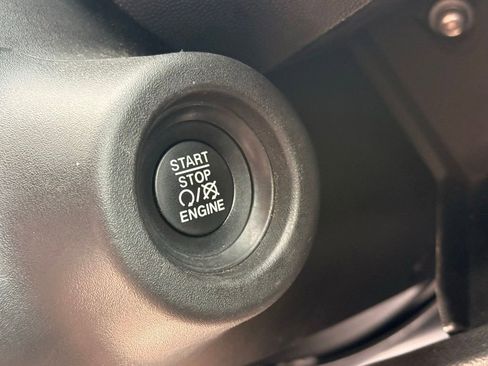 Used 2022 RAM ProMaster 2500 image 17